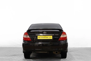 Седан Toyota Camry 2002 года, 899000 рублей, Барнаул