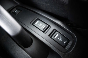 Хетчбэк Nissan Note 2013 года, 929000 рублей, Пермь