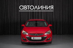 Хетчбэк Opel Astra 2013 года, 645000 рублей, Красноярск