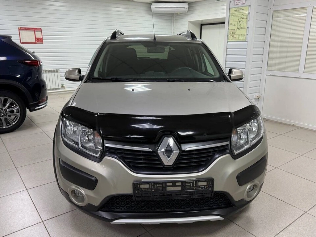 Хетчбэк Renault Sandero 2015 года, 849000 рублей, Ачинск