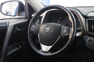 Внедорожник Toyota RAV4 2014 года, 2599000 рублей, Омск