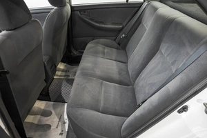 Седан Toyota Corolla 2005 года, 699000 рублей, Барнаул