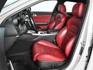 Лифтбек Kia Stinger 2018 года, 4139000 рублей, Аксай
