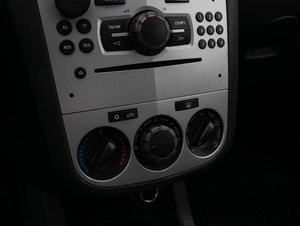 Хетчбэк Opel Corsa 2012 года, 599000 рублей, Большой Сочи