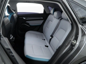 Седан Geely Emgrand 2023 года, 1716444 рублей, Москва