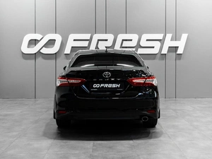 Седан Toyota Camry 2018 года, 2699000 рублей, Тюмень