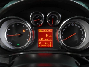 Седан Opel Insignia 2013 года, 999000 рублей, Воронеж