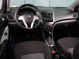 Седан Hyundai Solaris 2011 года, 639000 рублей, Воронеж
