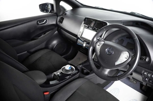 Хетчбэк Nissan Leaf 2016 года, 1299000 рублей, Пермь