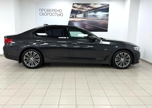 Седан BMW 5 серия 2018 года, 3545000 рублей, Красноярск