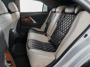 Седан Toyota Camry 2011 года, 1129000 рублей, Сургут