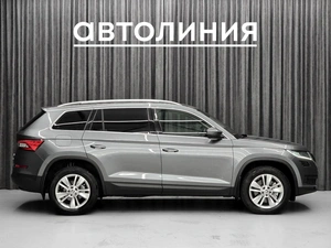 Внедорожник Skoda Kodiaq 2018 года, 2390000 рублей, Красноярск