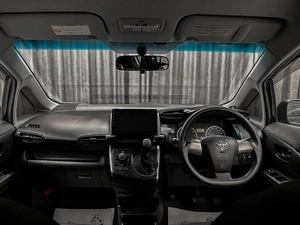 Минивэн Toyota Wish 2012 года, 1250000 рублей, Красноярск