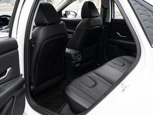 Седан Hyundai Elantra 2024 года, 2530000 рублей, Краснодар