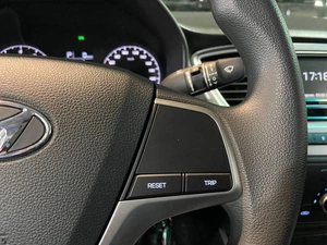 Седан Hyundai Solaris 2021 года, 1580000 рублей, Красноярск