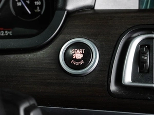 Седан BMW 7 серия 2011 года, 1489000 рублей, Воронеж