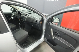 Хэтчбек Renault Sandero 2020 года, 1085000 рублей, Курск