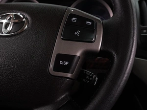 Внедорожник Toyota Land Cruiser 2011 года, 3199000 рублей, Воронеж