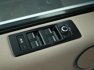 Внедорожник Land Rover Discovery 2019 года, 3350055 рублей, Москва
