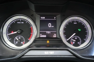 Хэтчбек Skoda Octavia 2017 года, 1880000 рублей, Мирное