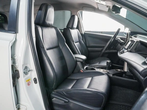 Внедорожник Toyota RAV4 2013 года, 1999000 рублей, Сургут