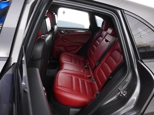 Внедорожник Porsche Macan Turbo 2014 года, 2699982 рублей, Москва