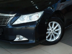 Седан Toyota Camry 2014 года, 1616000 рублей, Тверь
