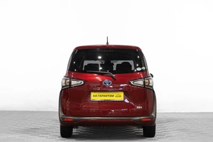 Минивэн Toyota Sienta 2020 года, 1289000 рублей, Барнаул