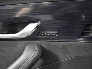 Внедорожник Geely Monjaro 2024 года, 3650100 рублей, Казань