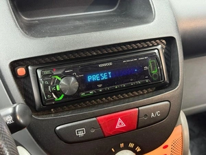 Хетчбэк Peugeot 107 2011 года, 435000 рублей, Красноярск