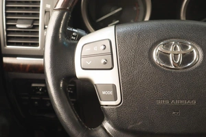 Внедорожник Toyota Land Cruiser 2012 года, 3749000 рублей, Челябинск