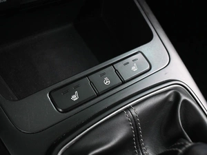 Хетчбэк Kia Rio X-Line 2018 года, 1339000 рублей, Аксай