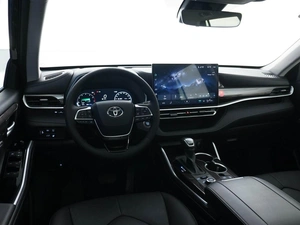 Внедорожник Toyota Highlander 2026 года, 5498888 рублей, Москва