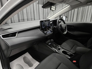 Универсал Toyota Corolla 2020 года, 1649000 рублей, Красноярск