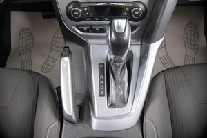 Хетчбэк Ford Focus 2011 года, 1099000 рублей, Пермь