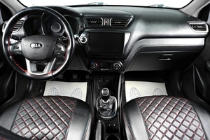 Седан Kia Rio 2014 года, 759000 рублей, Тюмень