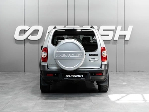 Внедорожник Chevrolet Niva 2018 года, 739000 рублей, Тюмень