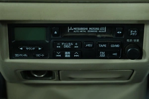 Хетчбэк Mitsubishi Dingo 1999 года, 169000 рублей, Омск