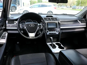 Седан Toyota Camry 2012 года, 1230500 рублей, Волгоград