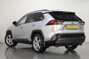 Внедорожник Toyota RAV4 2020 года, 3779000 рублей, Челябинск