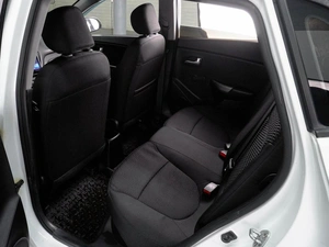 Хетчбэк Kia Rio 2017 года, 1054000 рублей, Воронеж