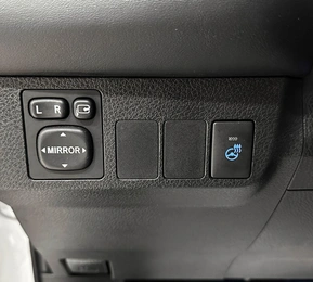 Внедорожник Toyota RAV4 2017 года, 2657000 рублей, Красноярск