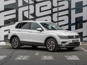 Внедорожник Volkswagen Tiguan 2018 года, 2799000 рублей, Краснодар