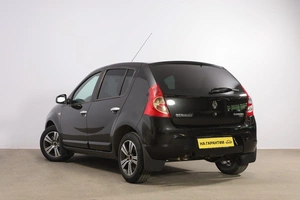 Хетчбэк Renault Sandero 2013 года, 699000 рублей, Новосибирск