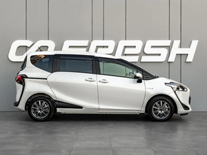 Минивэн Toyota Sienta 2019 года, 1800000 рублей, Краснодар