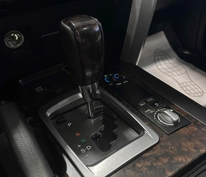 Внедорожник Toyota Land Cruiser 2014 года, 3490000 рублей, Красноярск