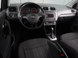 Седан Volkswagen Polo 2019 года, 1368000 рублей, Воронеж