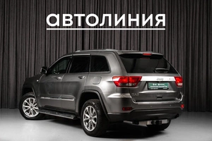 Внедорожник Jeep Grand Cherokee 2011 года, 1785000 рублей, Красноярск