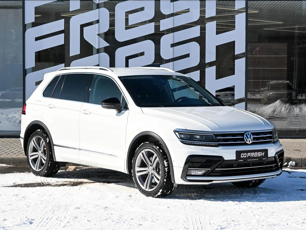 Внедорожник Volkswagen Tiguan 2018 года, 2790000 рублей, Волгоград
