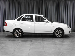 Седан ВАЗ (LADA) Priora 2016 года, 699000 рублей, Тюмень